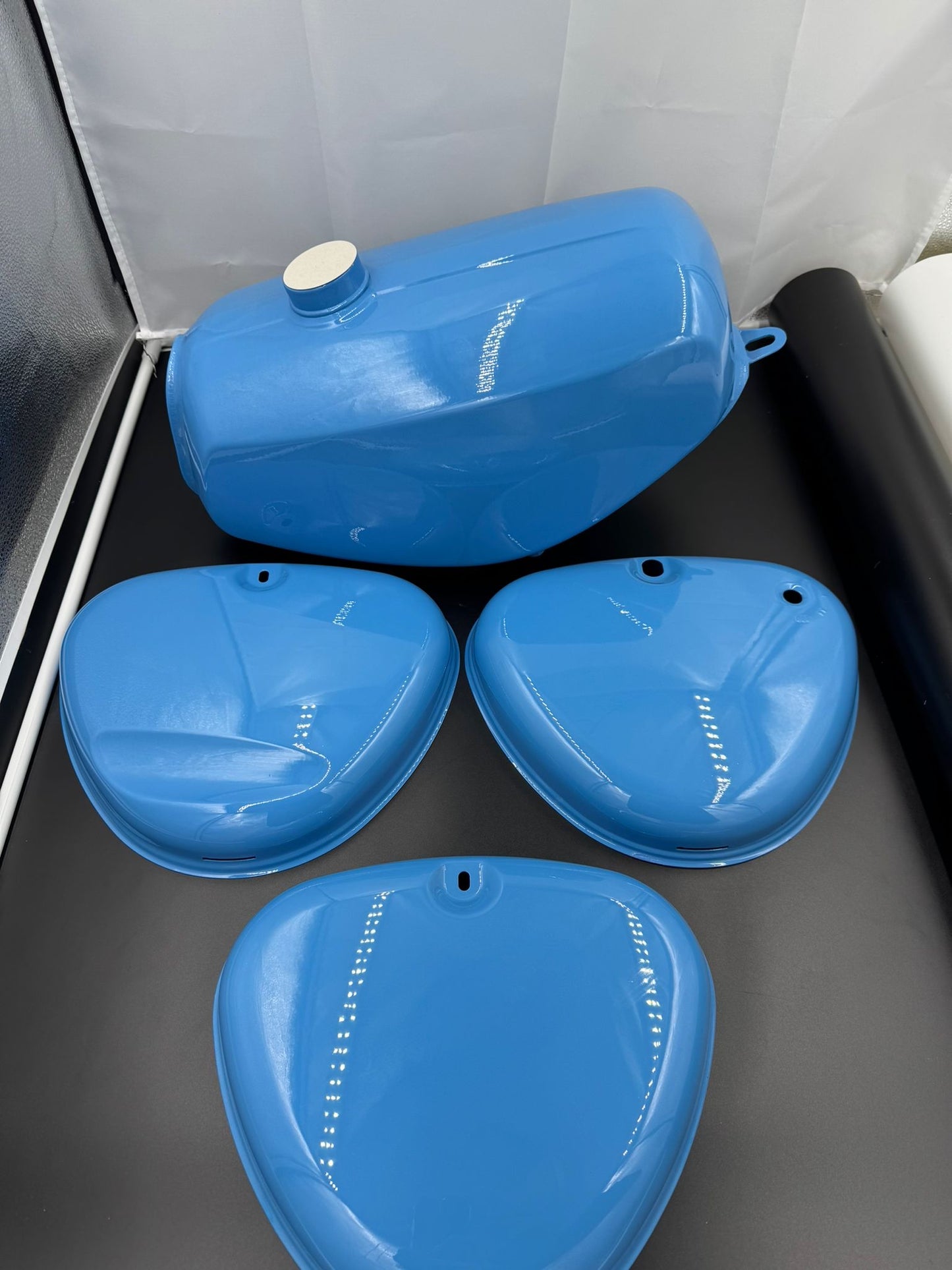 TANKSETS NEU MIT 3 SEITENDECKEL UNBEKLEBT
