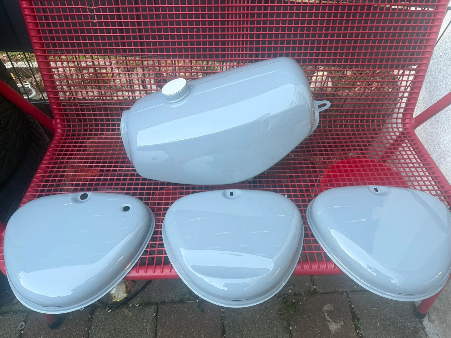 TANKSETS NEU MIT 3 SEITENDECKEL UNBEKLEBT