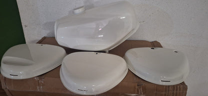 TANKSETS NEU MIT 3 SEITENDECKEL UNBEKLEBT