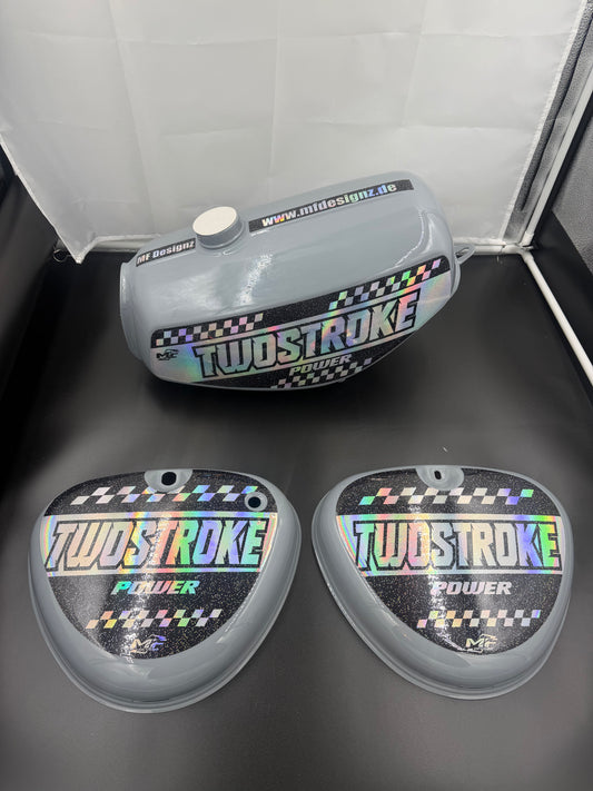 TWOSTROKE POWER TANK/SEITENDECKEL NEU